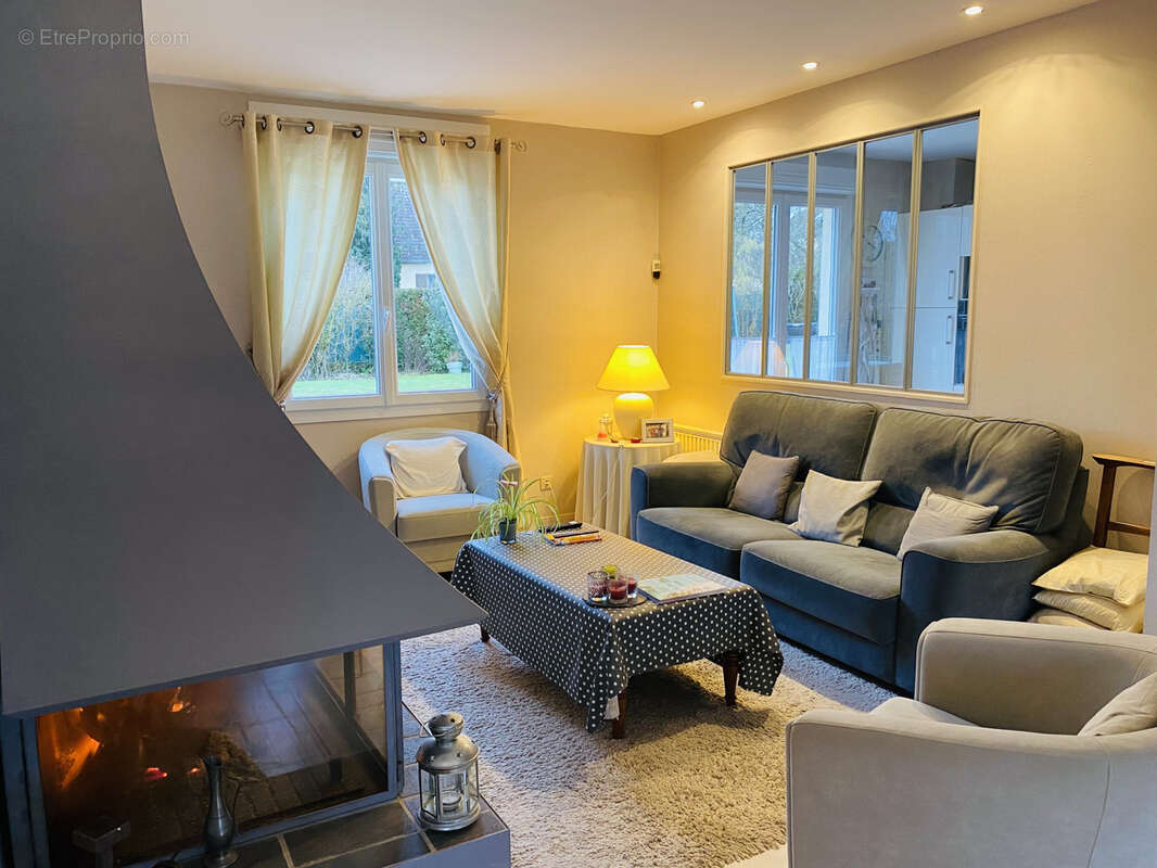 Maison à MONTFORT-L'AMAURY