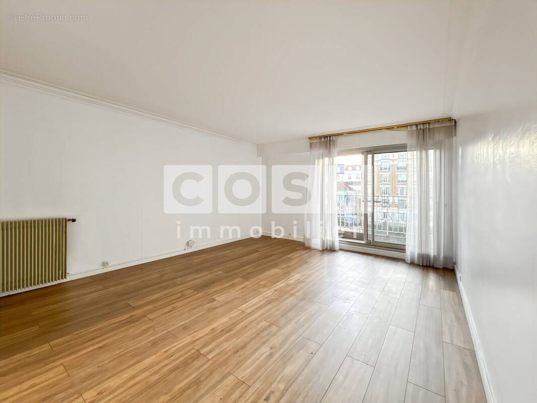 Appartement à BOIS-COLOMBES