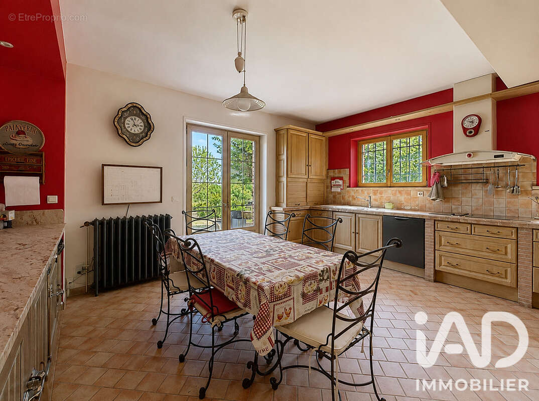 Maison 360 m² à Beaugency  - photo 8