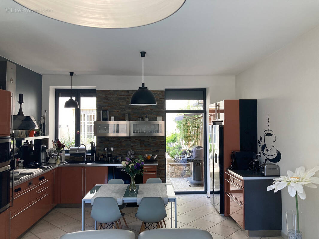 Maison à L&#039;ARBRESLE