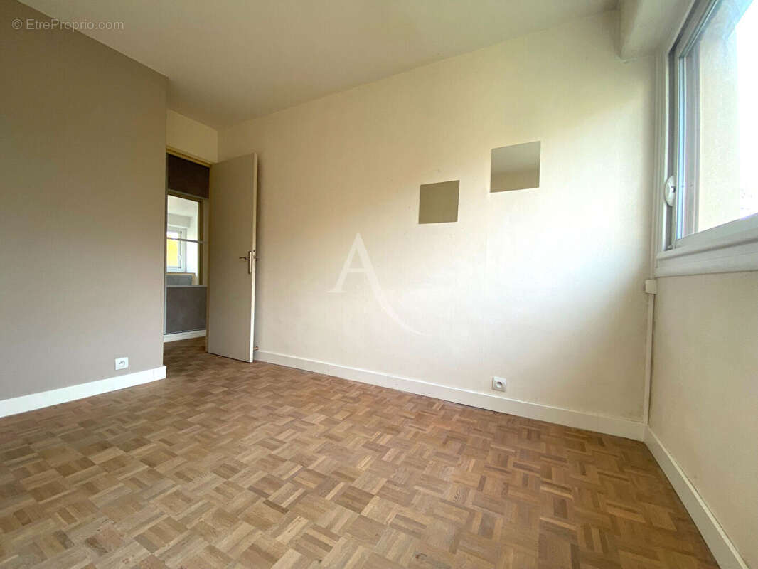 Appartement à GIF-SUR-YVETTE