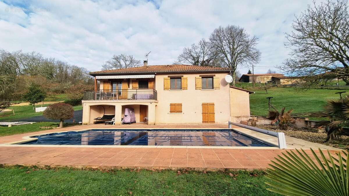 Maison à VERGT