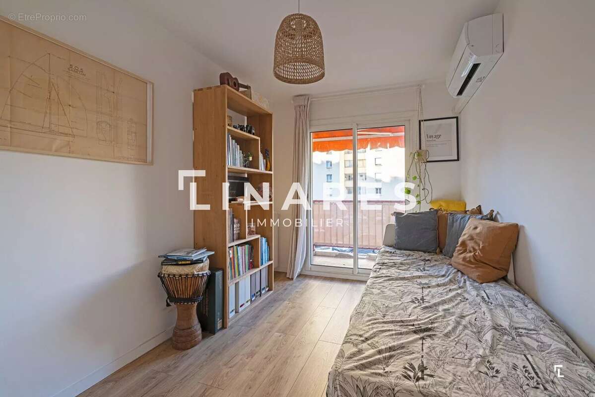 Appartement à MARSEILLE-7E