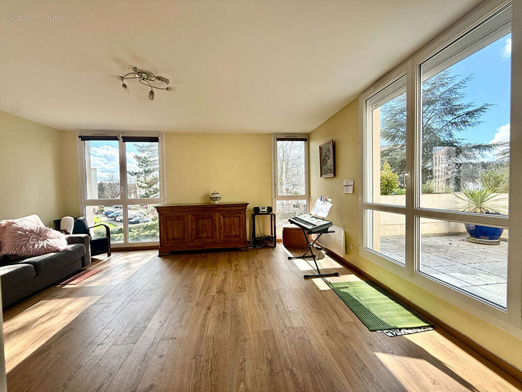Appartement à YERRES