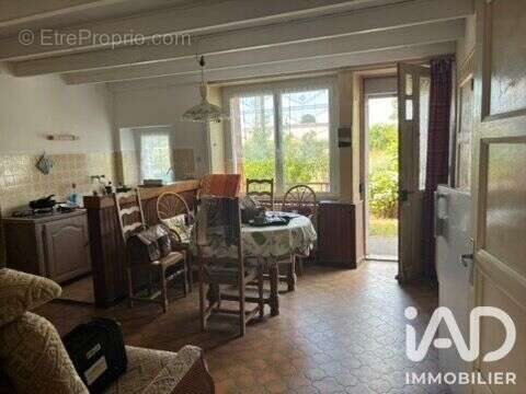 Maison 88 m² à Soyers  - photo 5