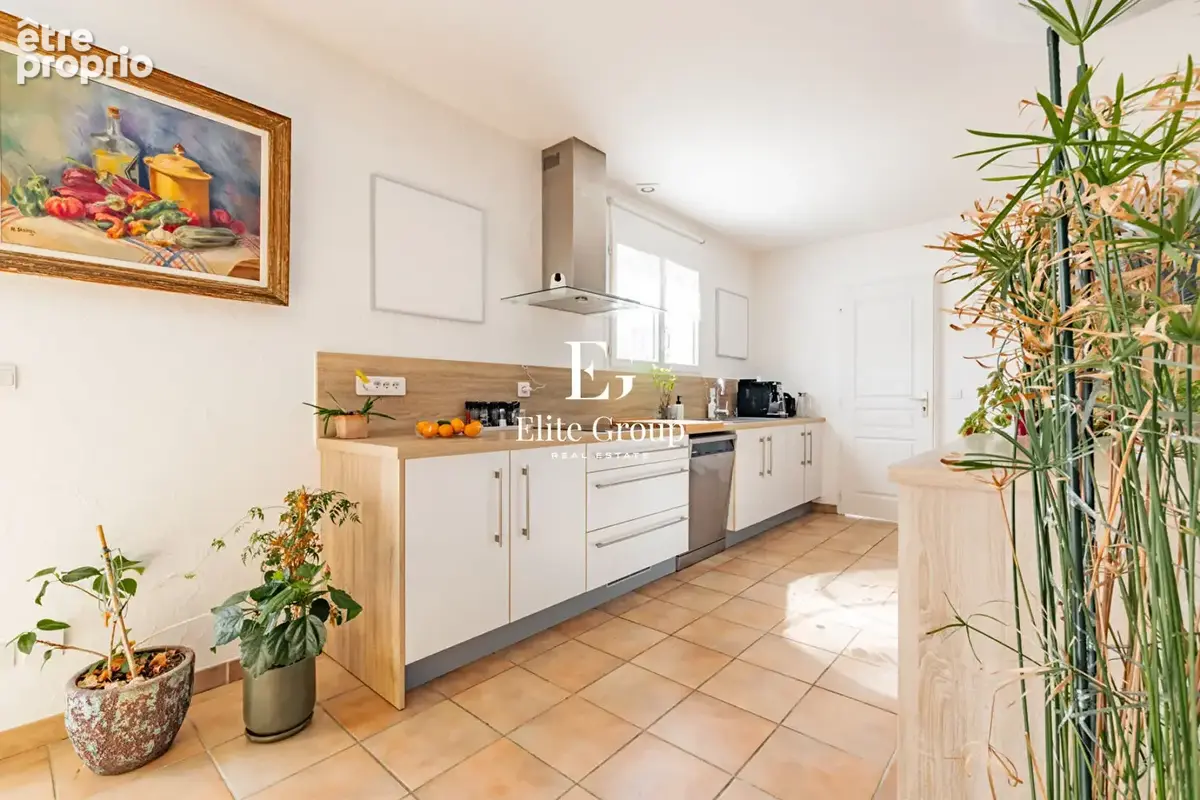A Vendre Maison - Rochefort - 7 Chambres - 187 m² - photo 5