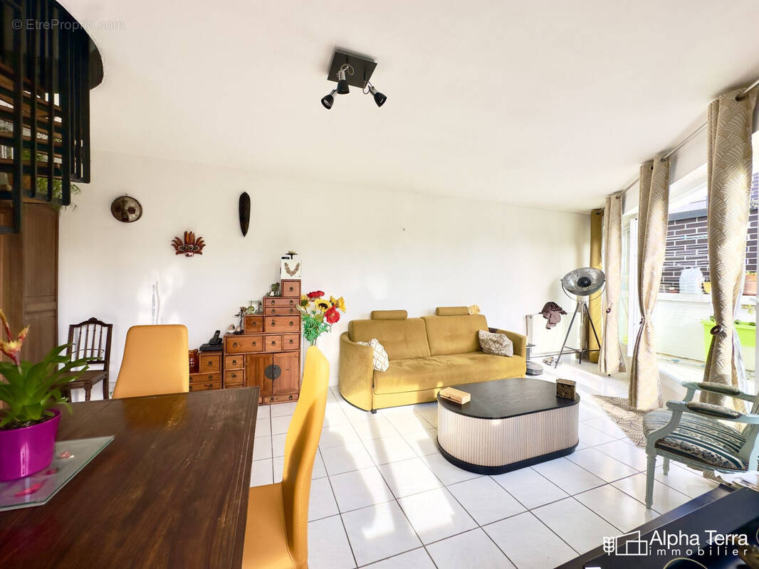 Appartement à HEROUVILLE-SAINT-CLAIR