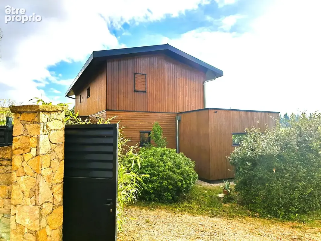 TAVERNES(VAR) Maison D'ARCHITECTE BIOCLIMATIQUE 5 PIECES / 2998m² clos -Possibilité de détachement de parcelles - photo 10