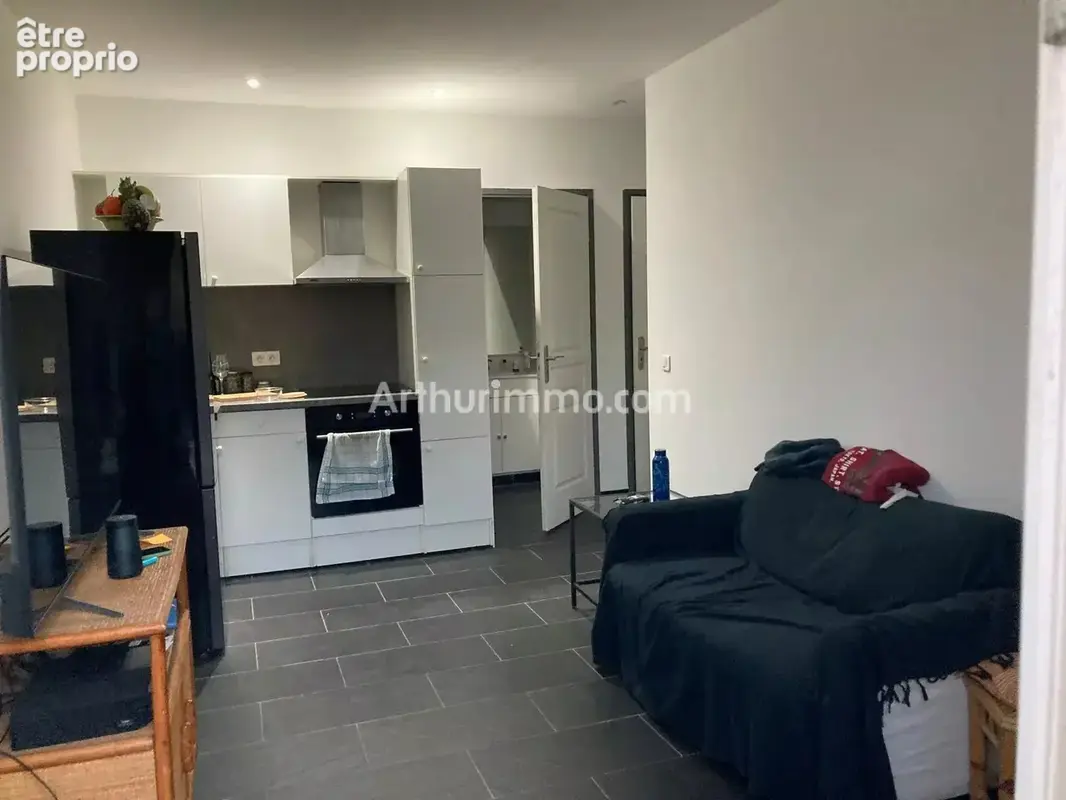 Appartement 64 m² à Cogolin  - photo 10