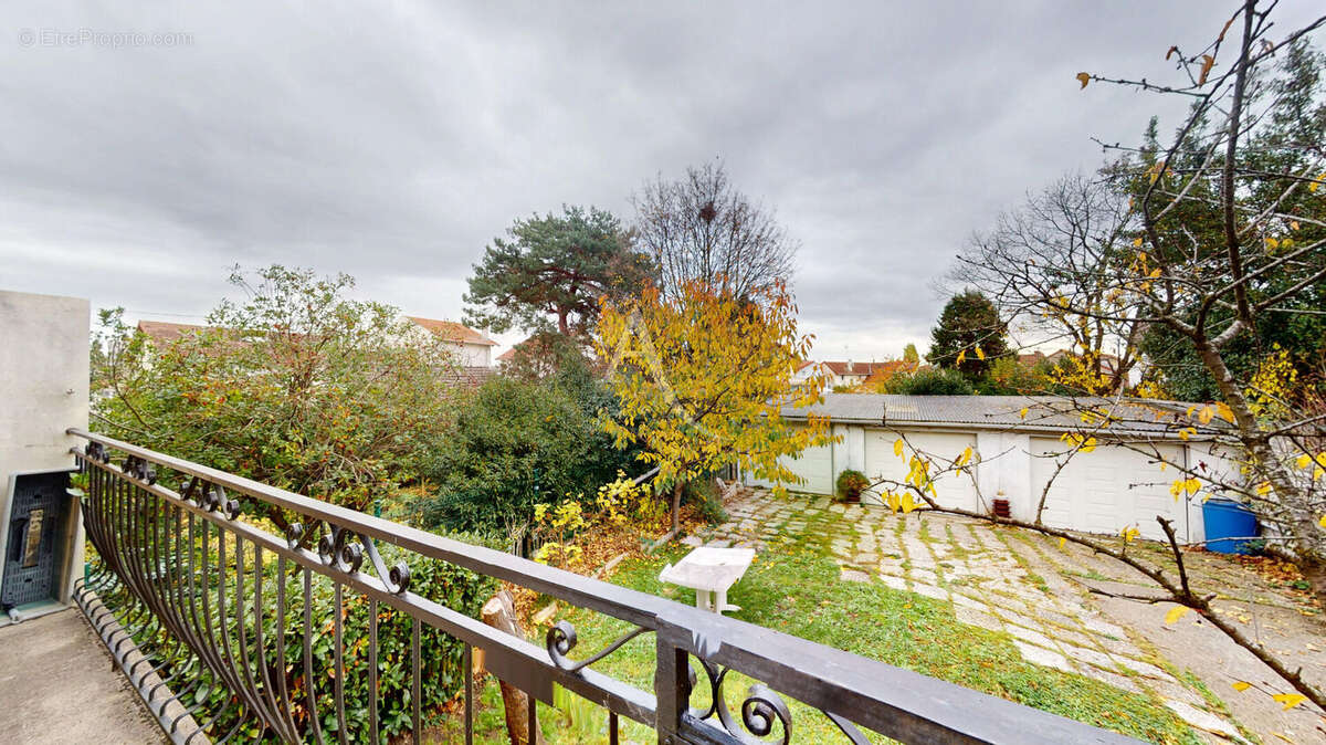 Maison à VILLEMOMBLE