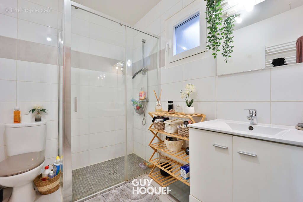 Appartement à BRIE-COMTE-ROBERT