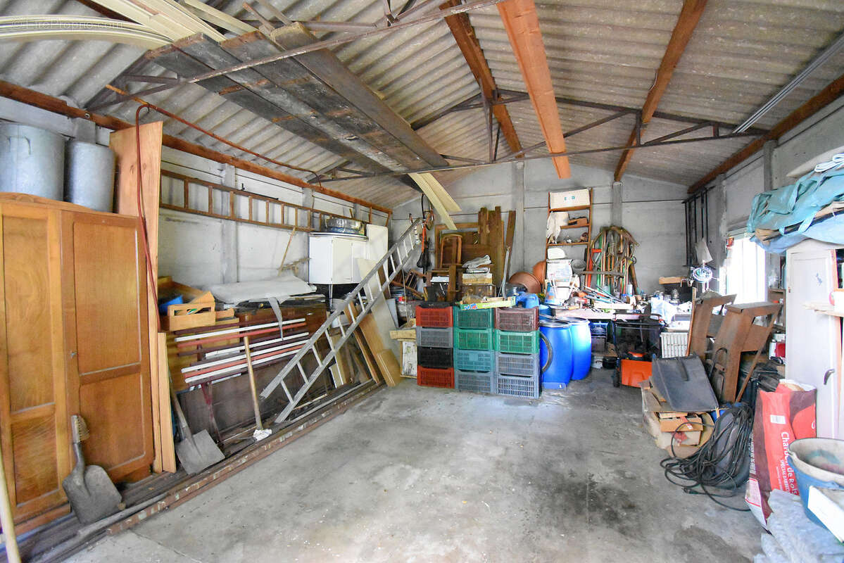 Maison individuelle avec terrain et grand garage sur FOUG - photo 15