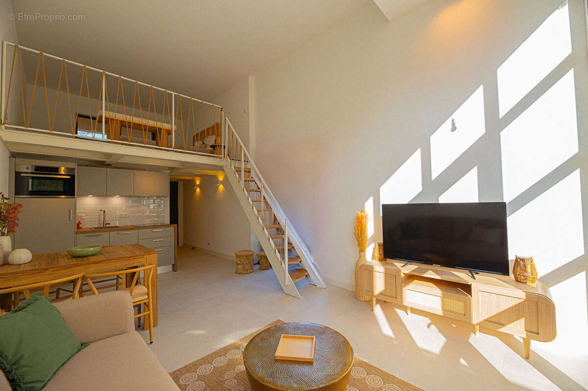 Appartement à PEYMEINADE