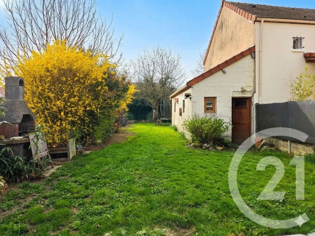 Maison à CLAYE-SOUILLY