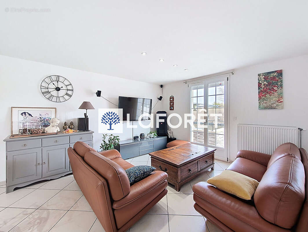 Maison à ROZAY-EN-BRIE