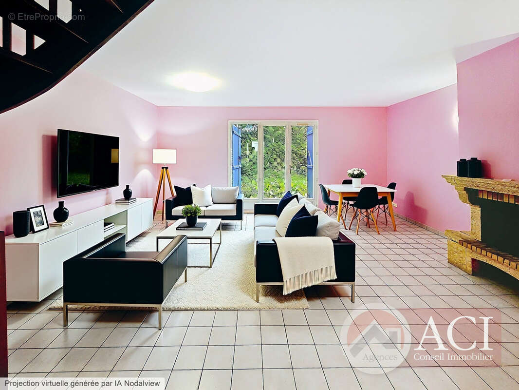 Maison à VILLETANEUSE