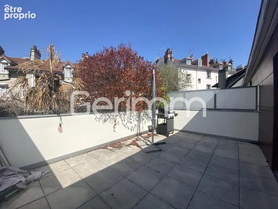 Vente - Appartement - duplex 3 pièces - 99 m² - 419 000 € - - photo 4