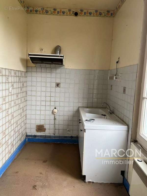 Maison à MOUTIER-ROZEILLE