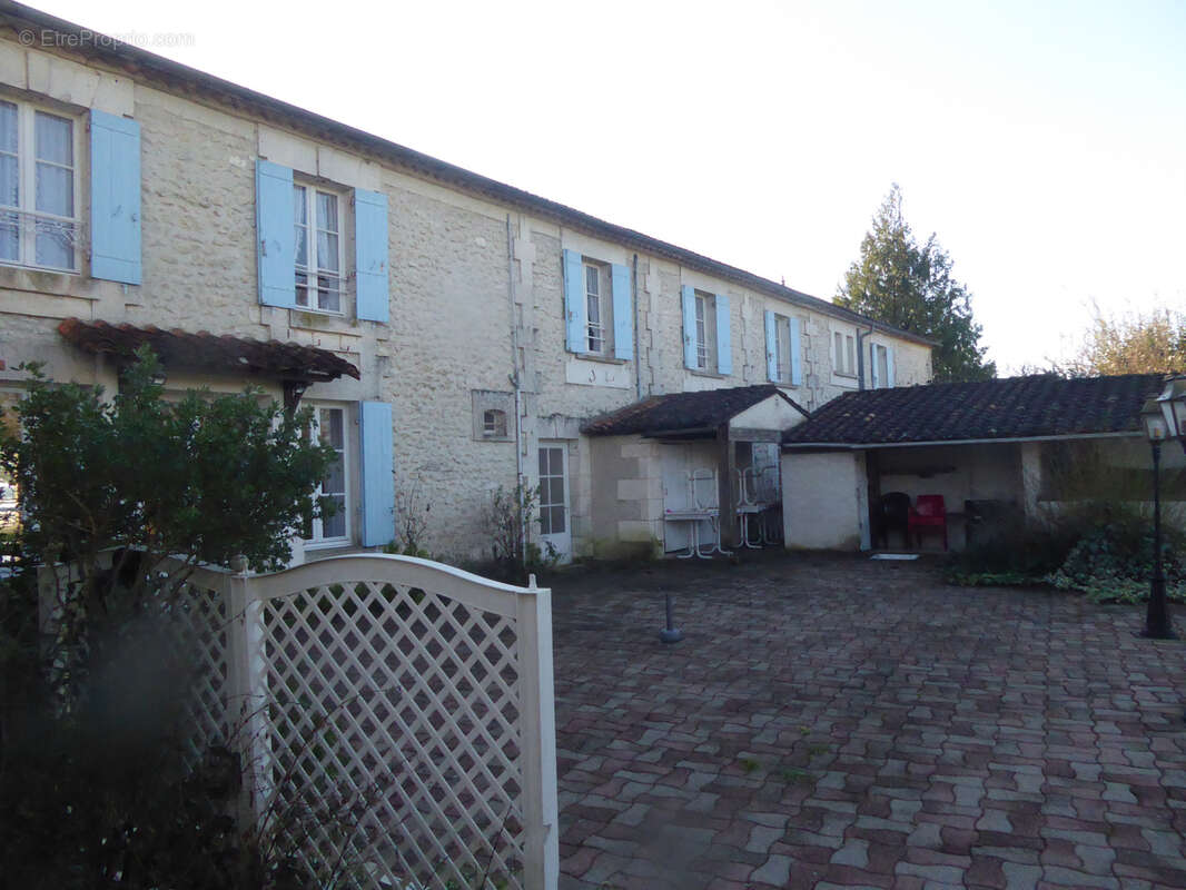 Maison à SAINT-SEVERIN