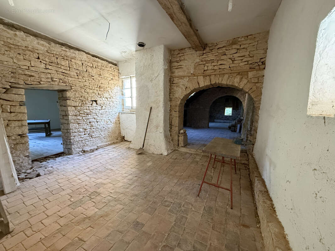 Maison à BARD-LES-PESMES