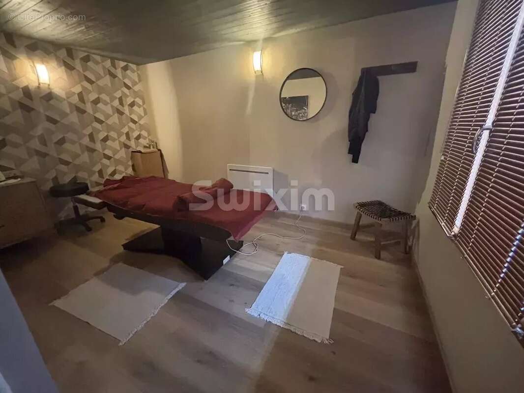 Maison à QUARRE-LES-TOMBES