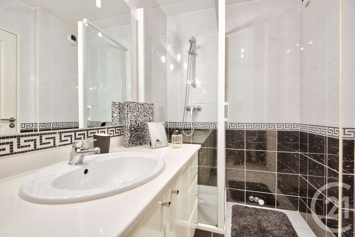 Appartement à BEAUSOLEIL