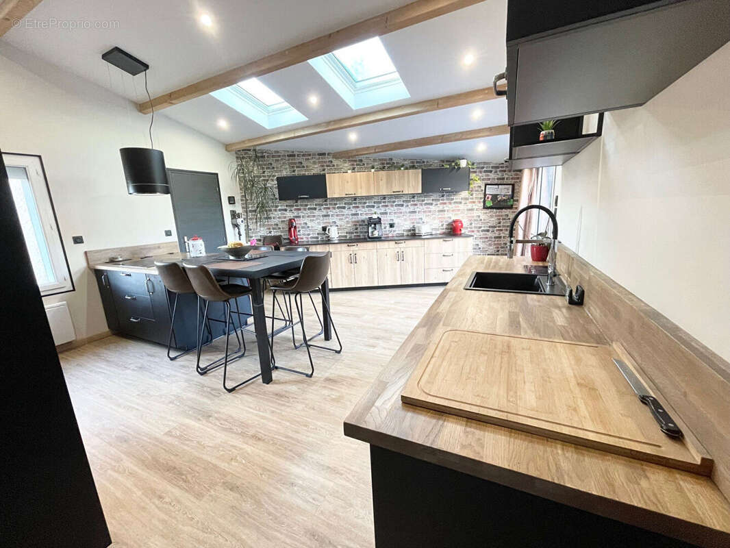 Maison à SAINT-ANDRE-DE-LA-MARCHE