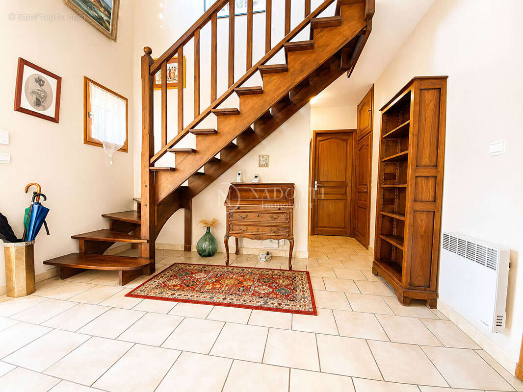 Maison à MAUBEC