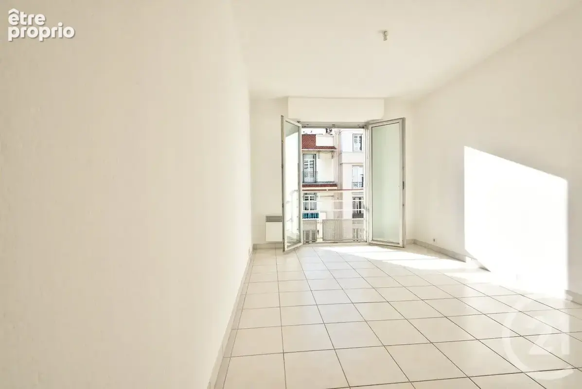 Appartement 2 pièces 51 m² à vendre à Antibes (06600) - photo 8