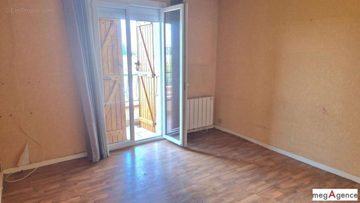 Au calme, maison avec beaucoup de potentiel - photo 7
