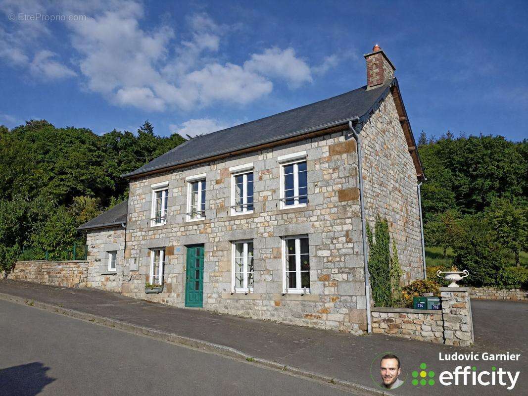Maison à MORTAIN