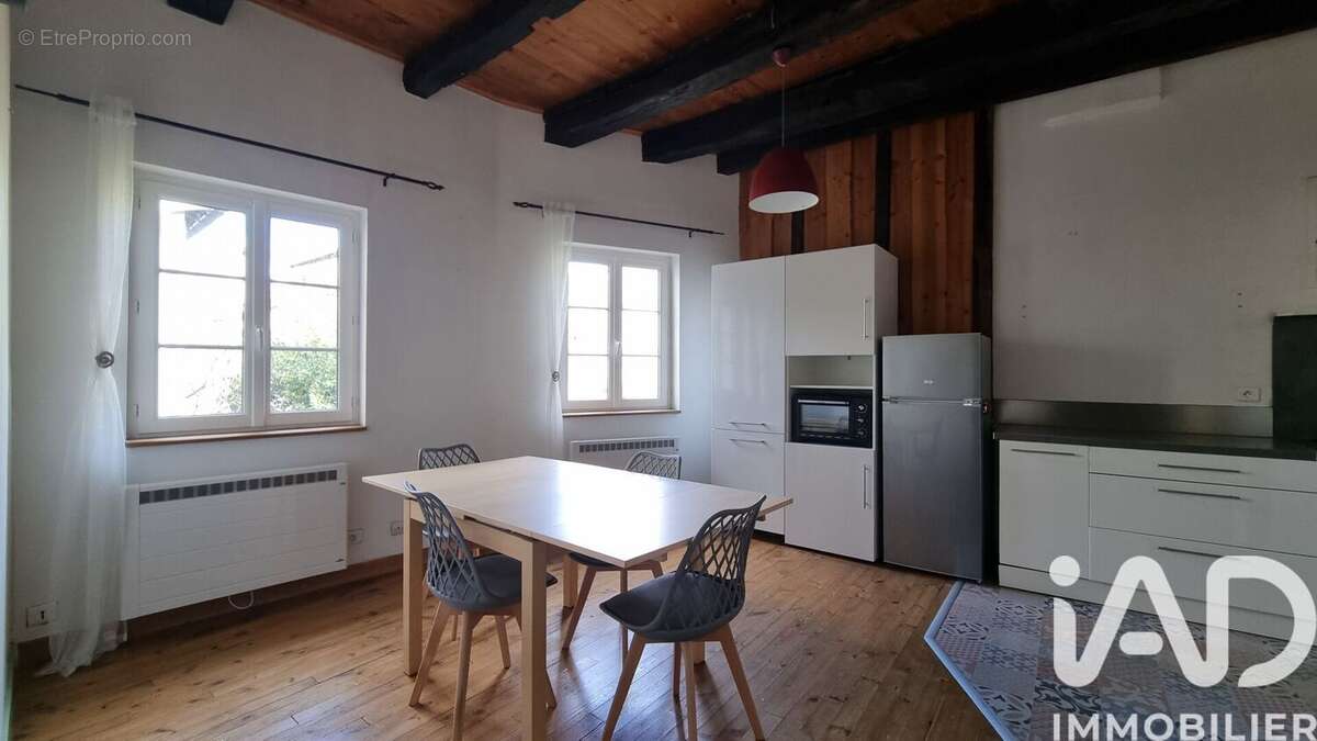 Maison 70 m² à Sauveterre-De-Rouergue  - photo 5
