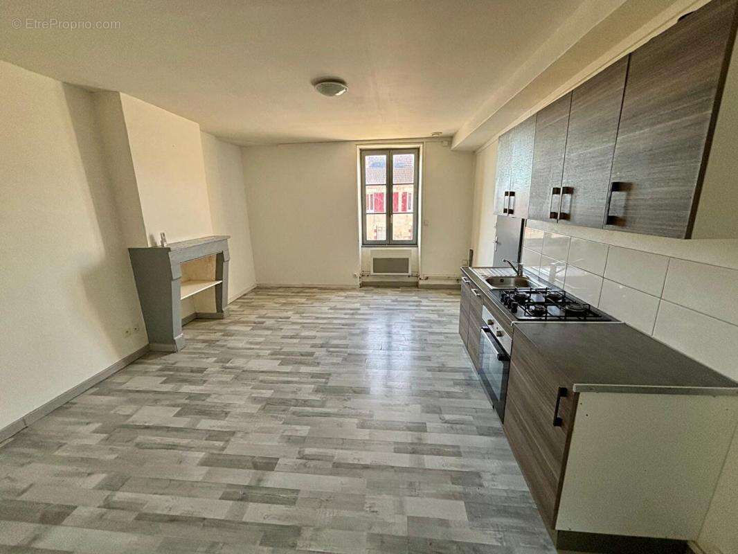 Appartement à SERMOISE-SUR-LOIRE
