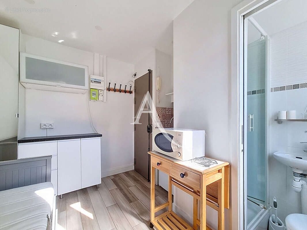 Appartement à PARIS-20E
