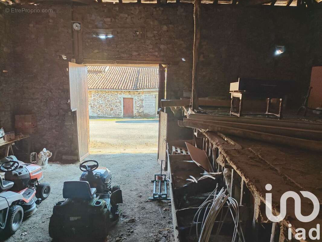 Photo 5 - Maison à CHABANAIS