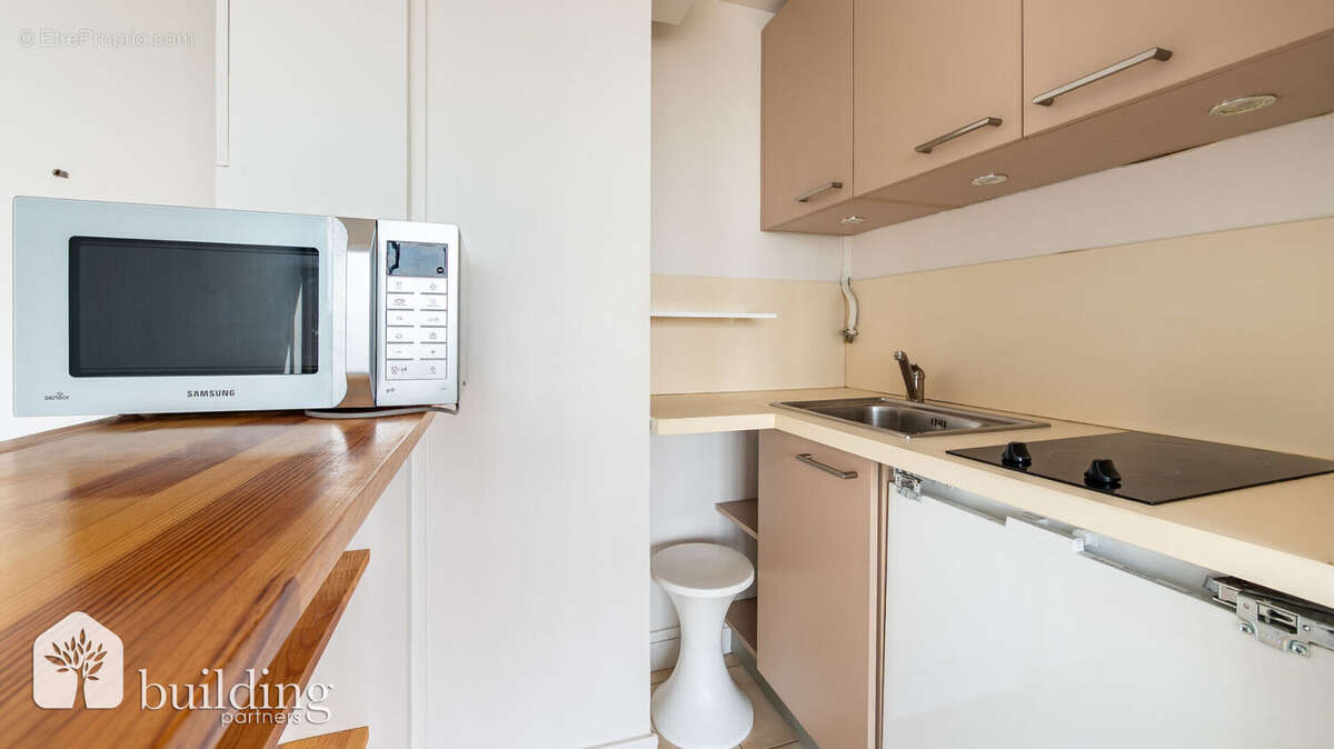 Appartement à NEUILLY-SUR-SEINE