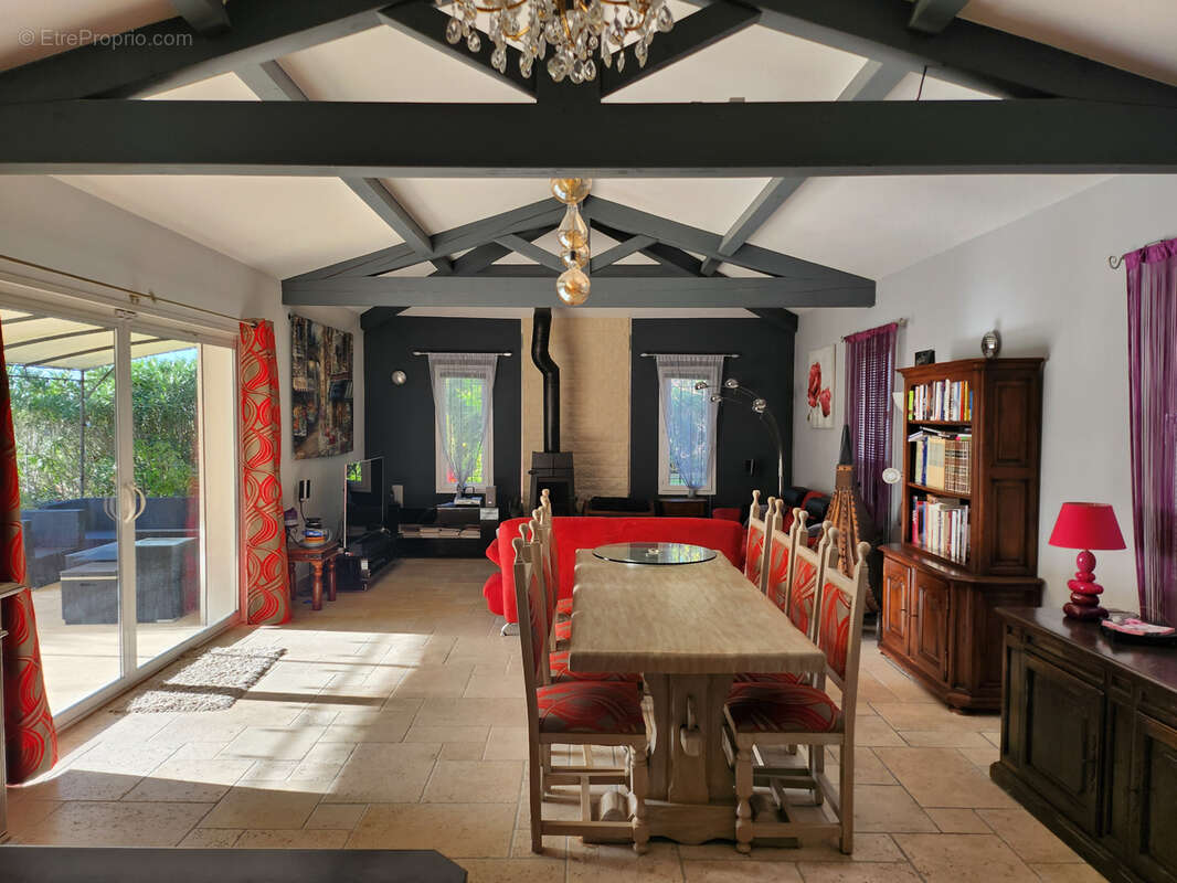 Maison à SAINT-MAXIMIN