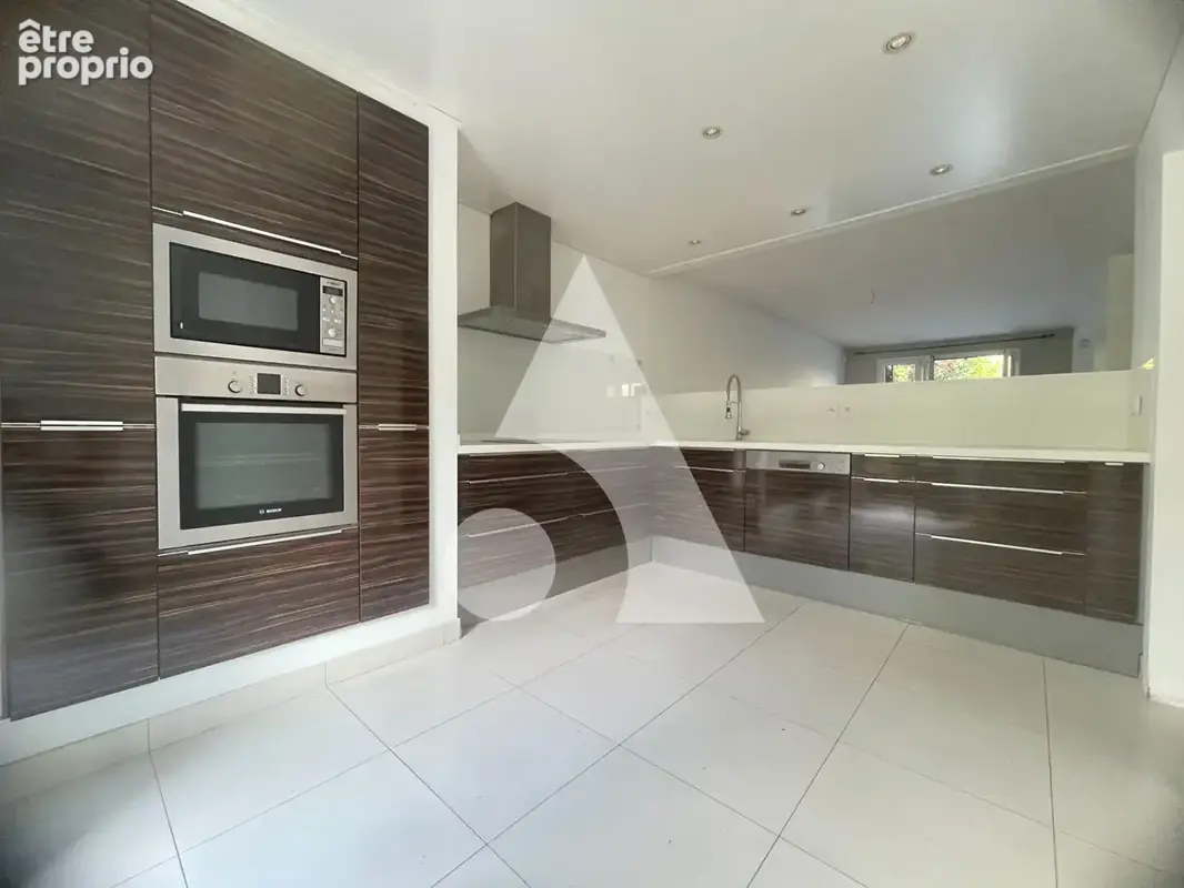 Photo Maison à Sucy-En-Brie au prix de 575 000€