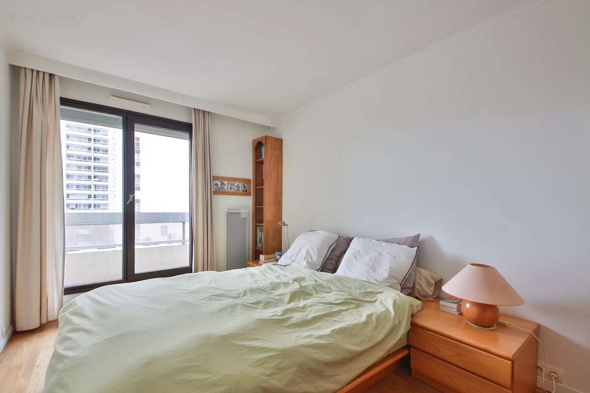 Appartement à ISSY-LES-MOULINEAUX