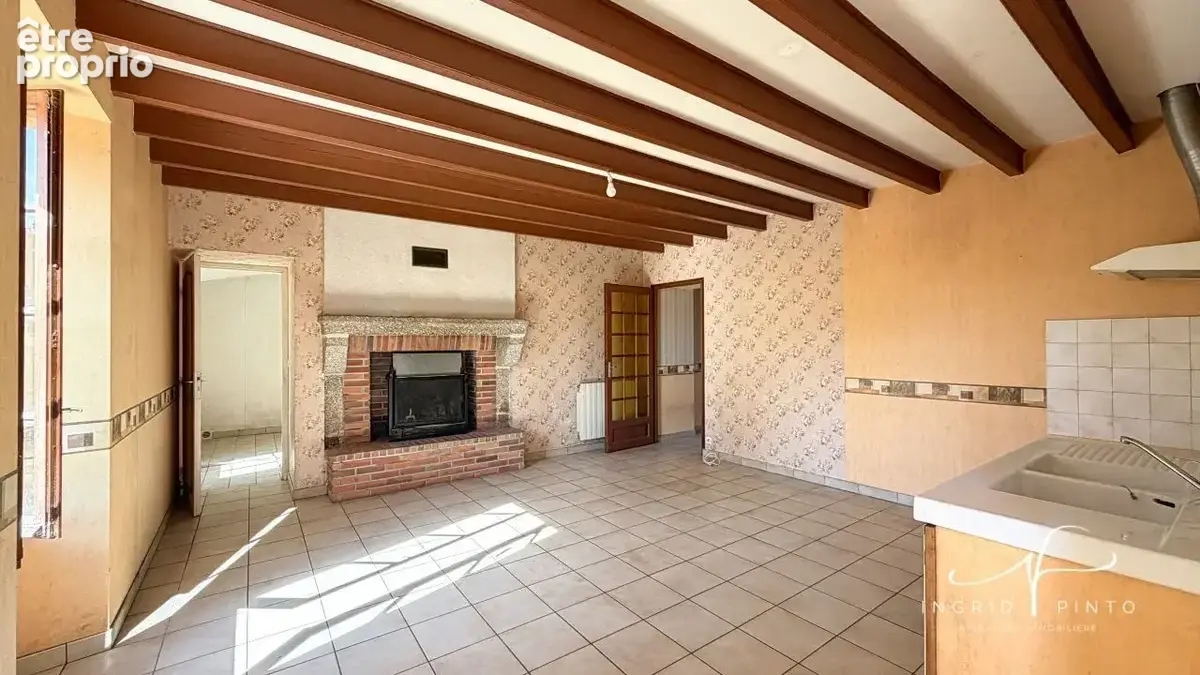 Maison 5 pièces 115 m² à vendre à Saint-Germain-De-Longue-Chaume (79200) - photo 9