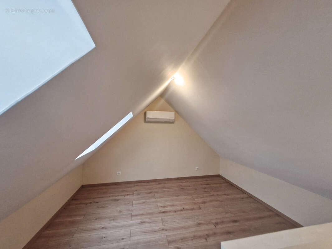 Maison à OUZOUER-LE-DOYEN