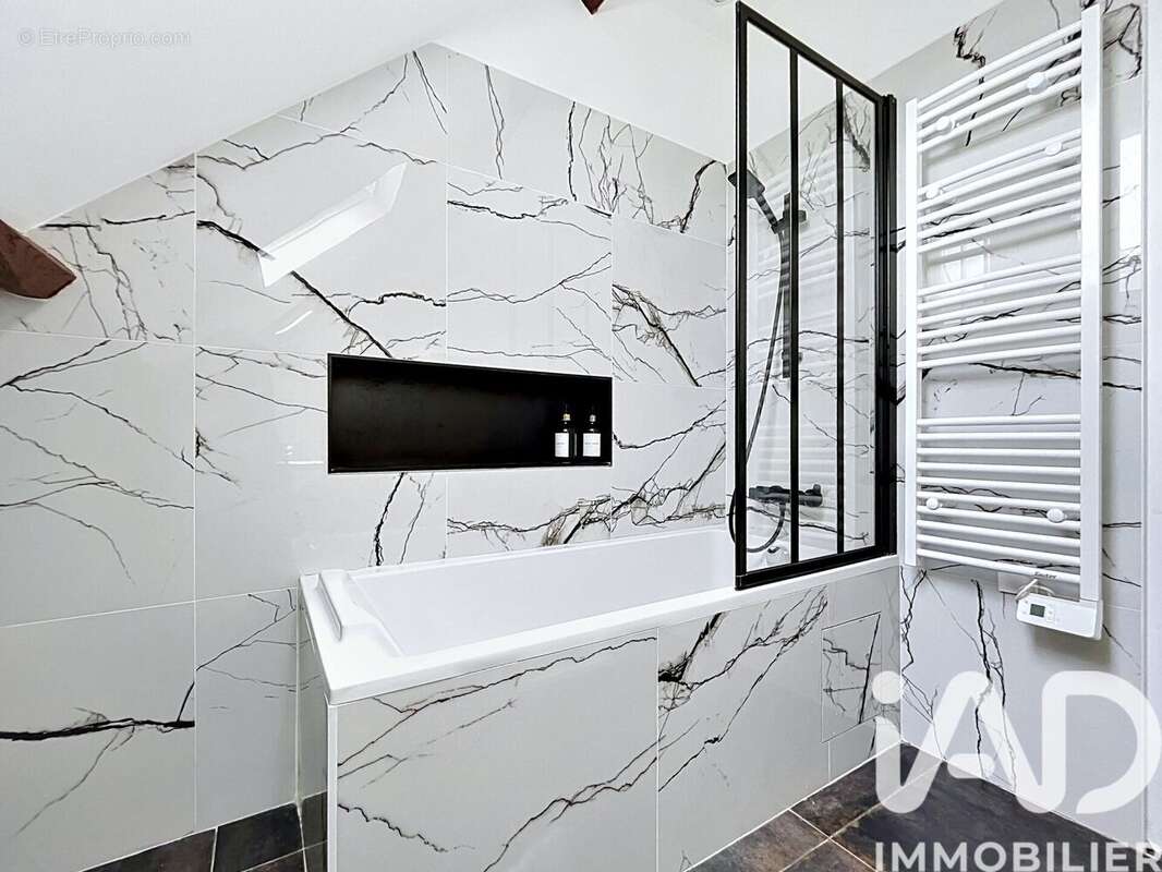 Maison 61 m² à Villeneuve-Le-Comte  - photo 8
