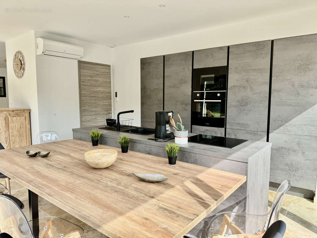 Maison à MOLLANS-SUR-OUVEZE