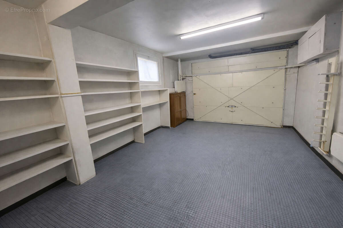 Maison à CHATEAUNEUF-DE-GADAGNE