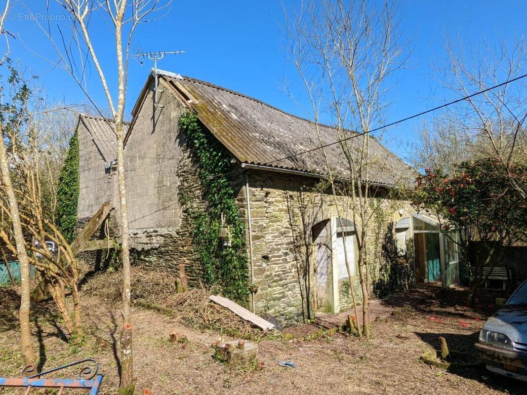 Maison à SAINT-GOAZEC