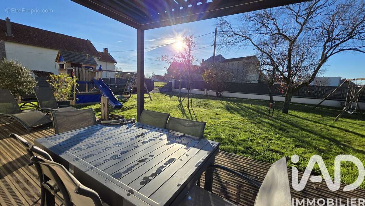 Photo 2 - Maison à AUBIAT