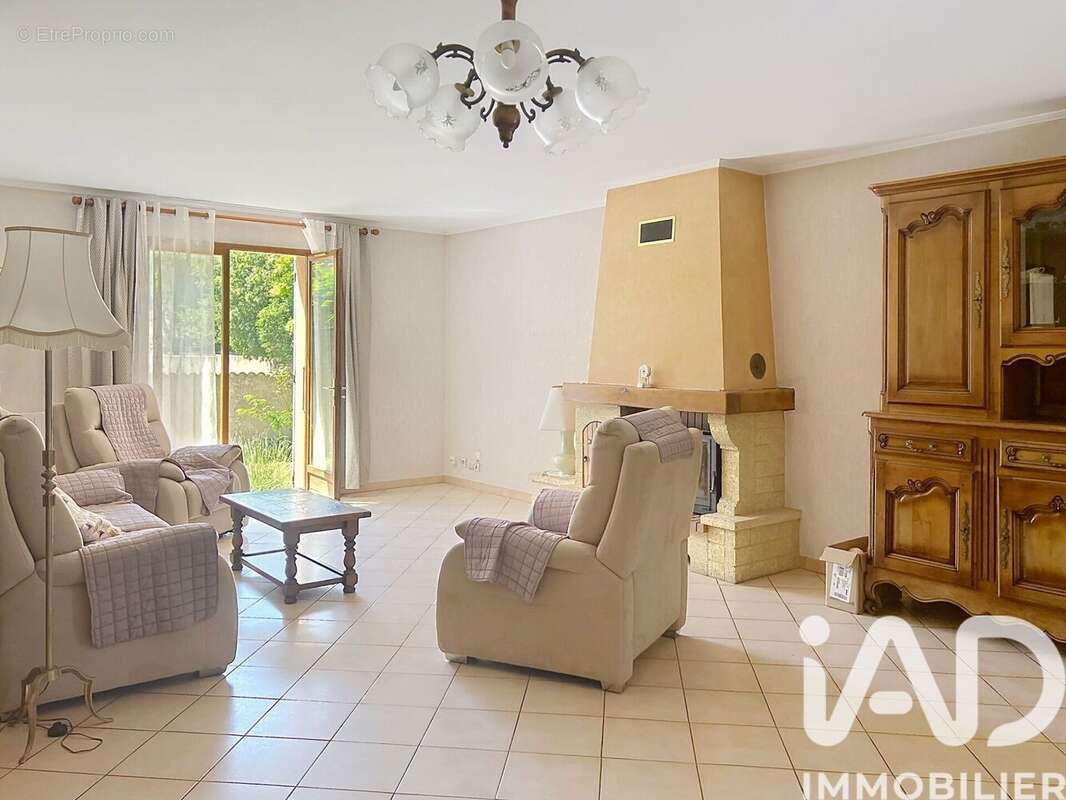 Maison 149 m² à Pernes-Les-Fontaines  - photo 6