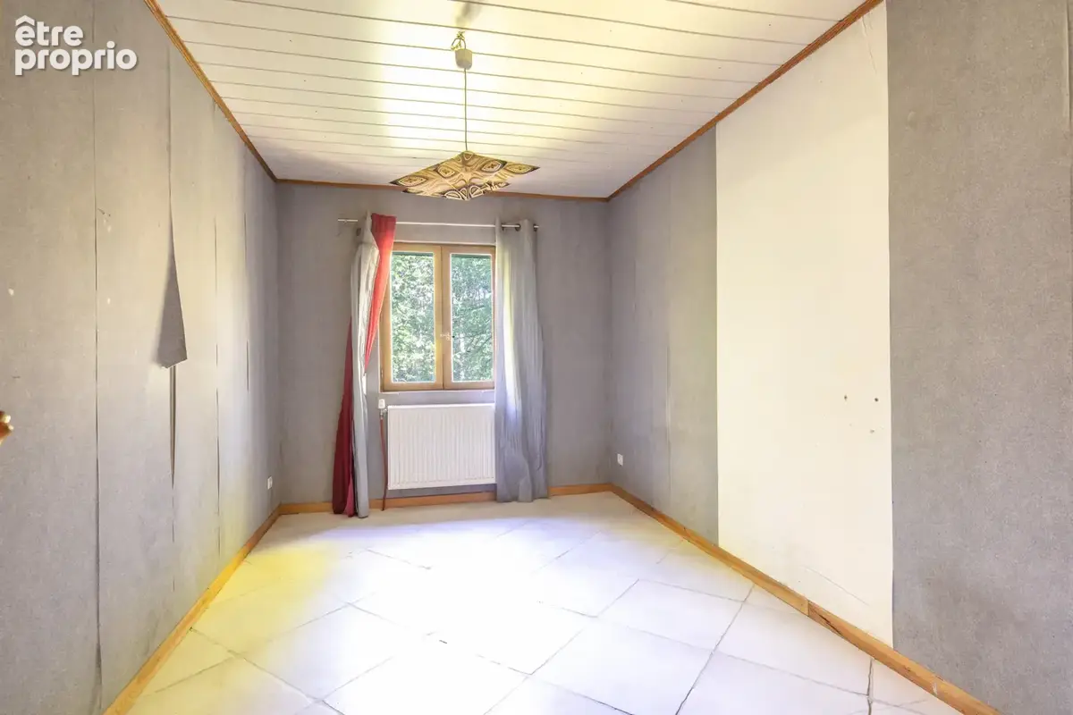 Maison individuelle de plain-pied type t5 avec garage, caves, combles aménageables et plus de 8 200 m2 de terr - photo 11