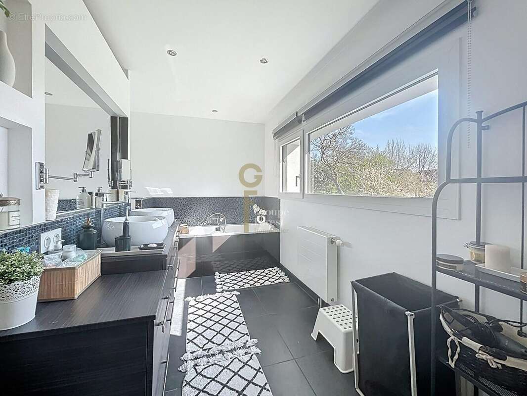 Maison à WATTIGNIES