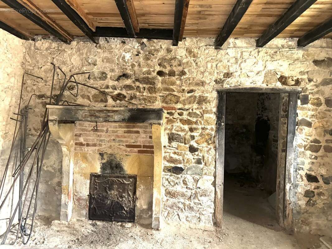 Maison à ANCY